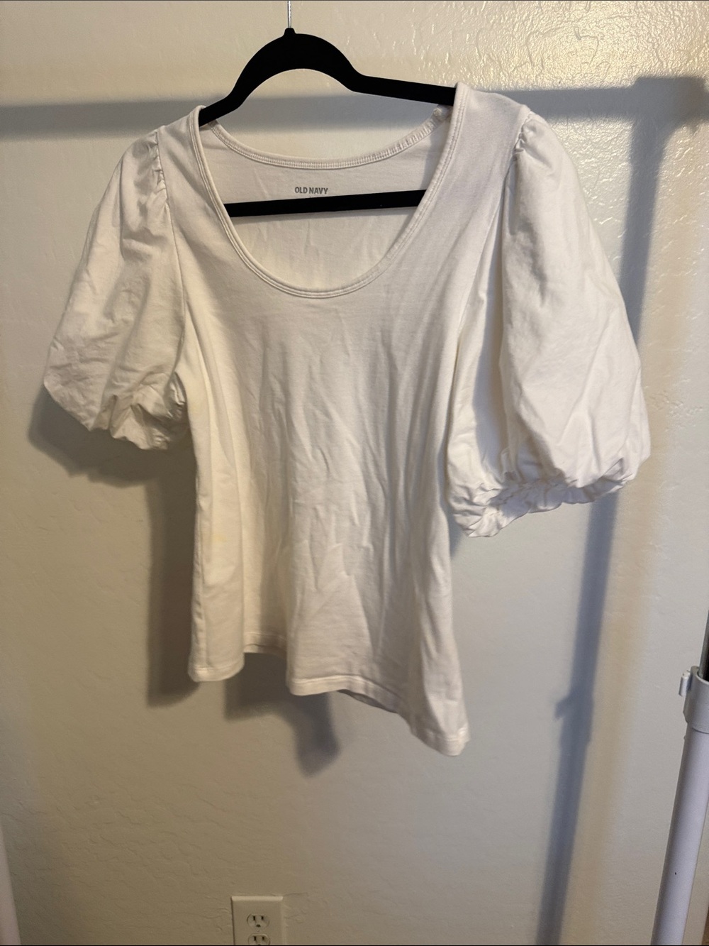 Old Navy White Puff Sleeve Scoop Neck Blouse